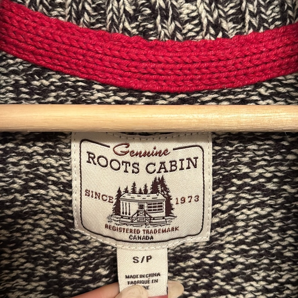 Roots cardigan, size S - Picture 4 of 8